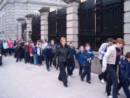 School tour 2007 001